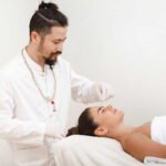 Radiofrekwencja mikroigłowa efekty – jak poprawia jędrność i wygładza skórę